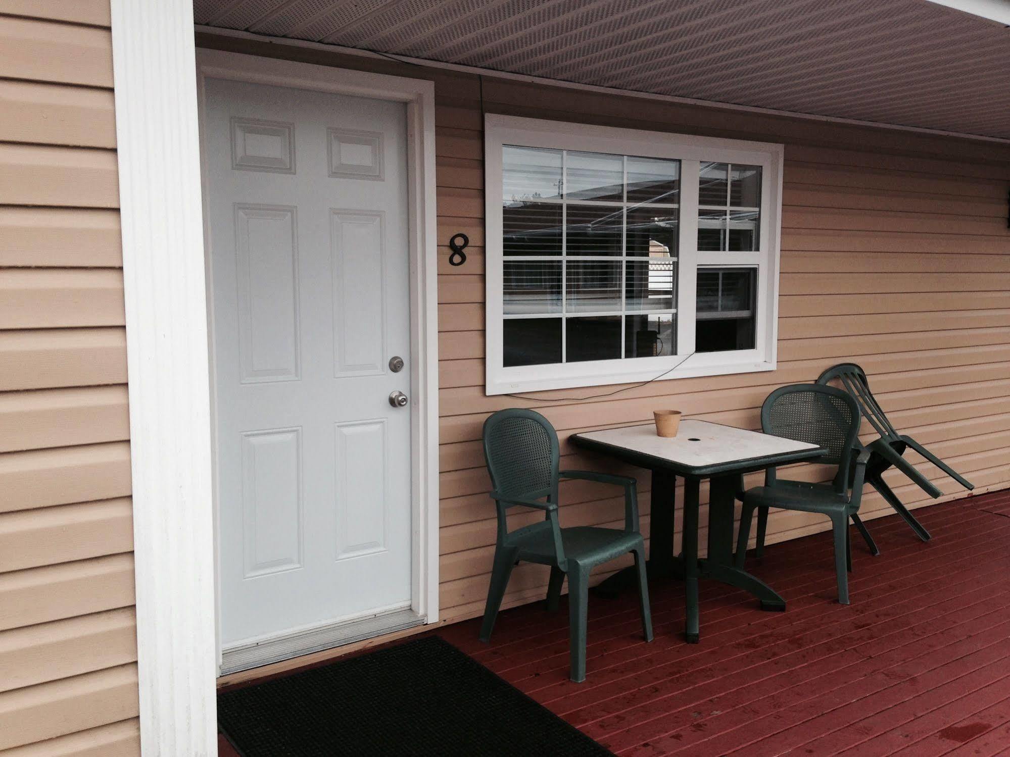 Fortress Inn Louisbourg Exterior photo