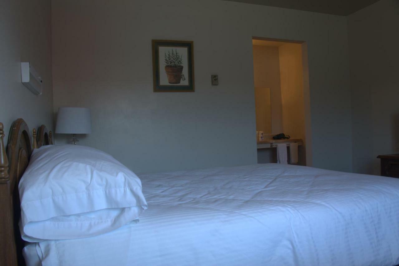 Fortress Inn Louisbourg Exterior photo