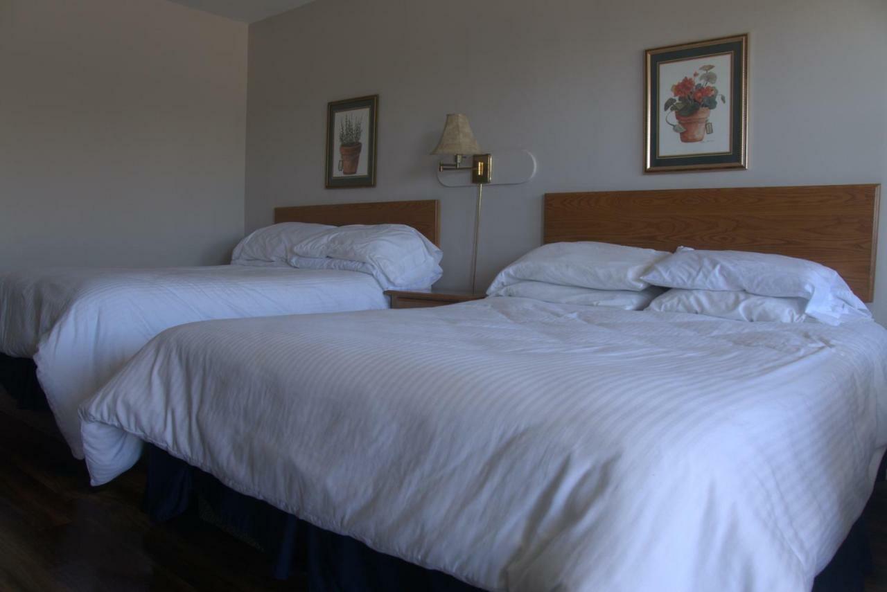 Fortress Inn Louisbourg Exterior photo